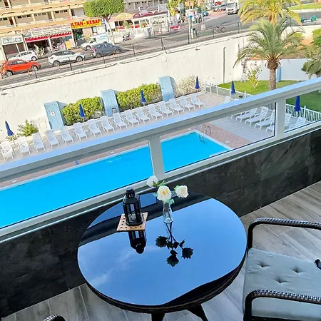 Cosy Pool View Tinache